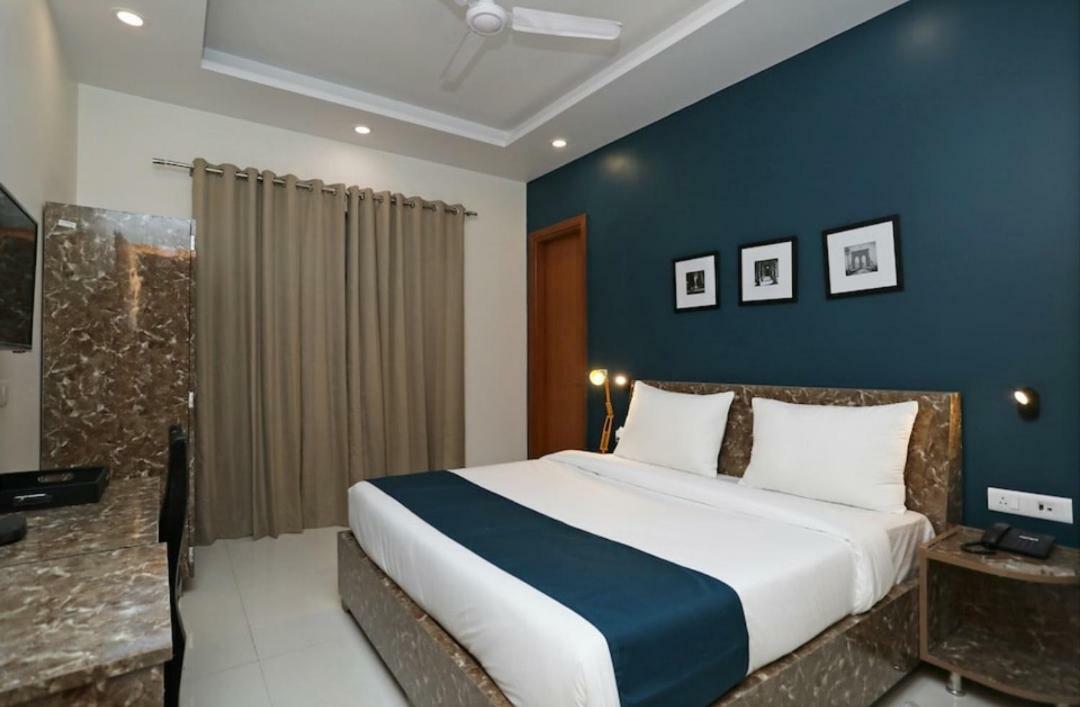 Hotel Galaxy Inn Gurgaon Luaran gambar